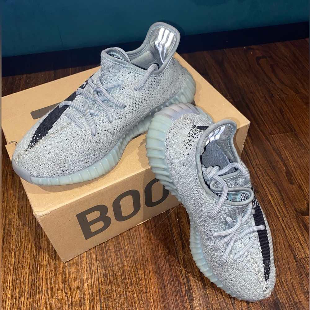 Yeezy Boost 350 V2, Salt/CBlack, Size 5.5
